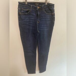 Judy Blue size 11/30